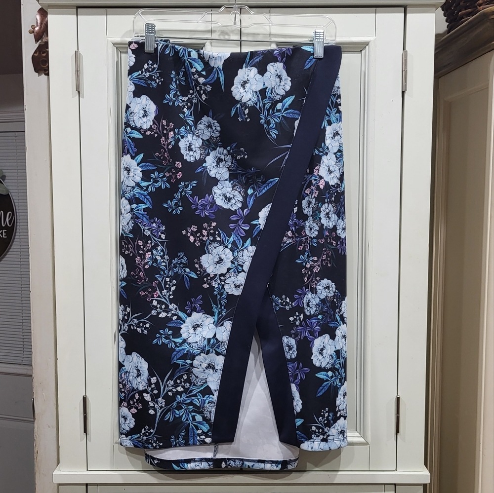 Torrid Blue Rose Skirt